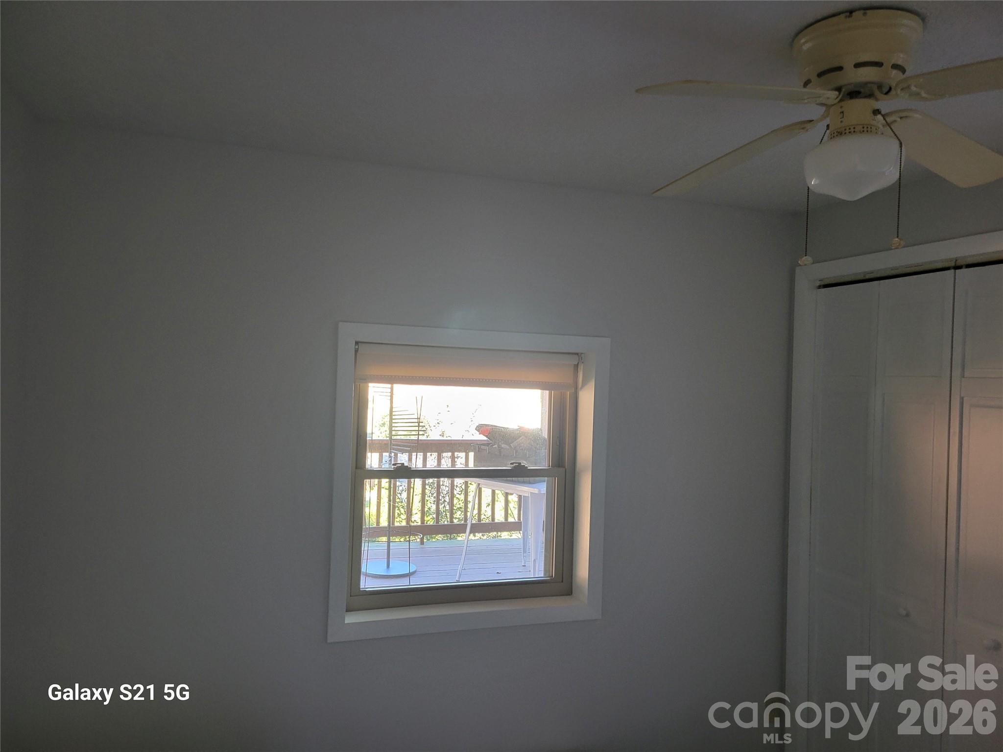 507 Utah Mountain Road — Waynesville