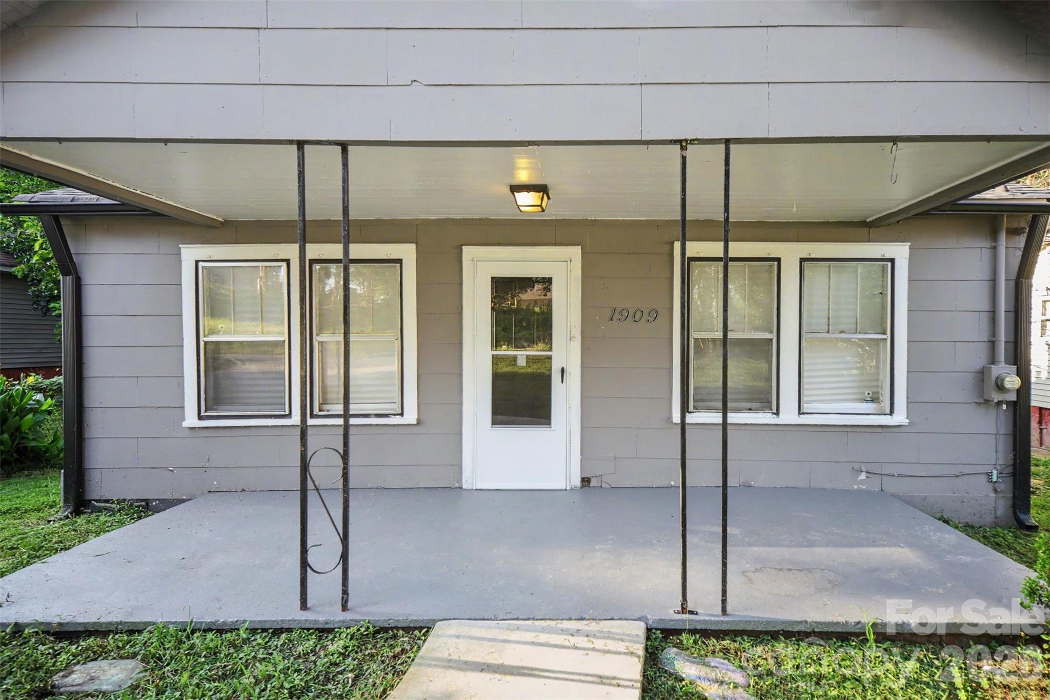 1909 Marshall Avenue — Gastonia