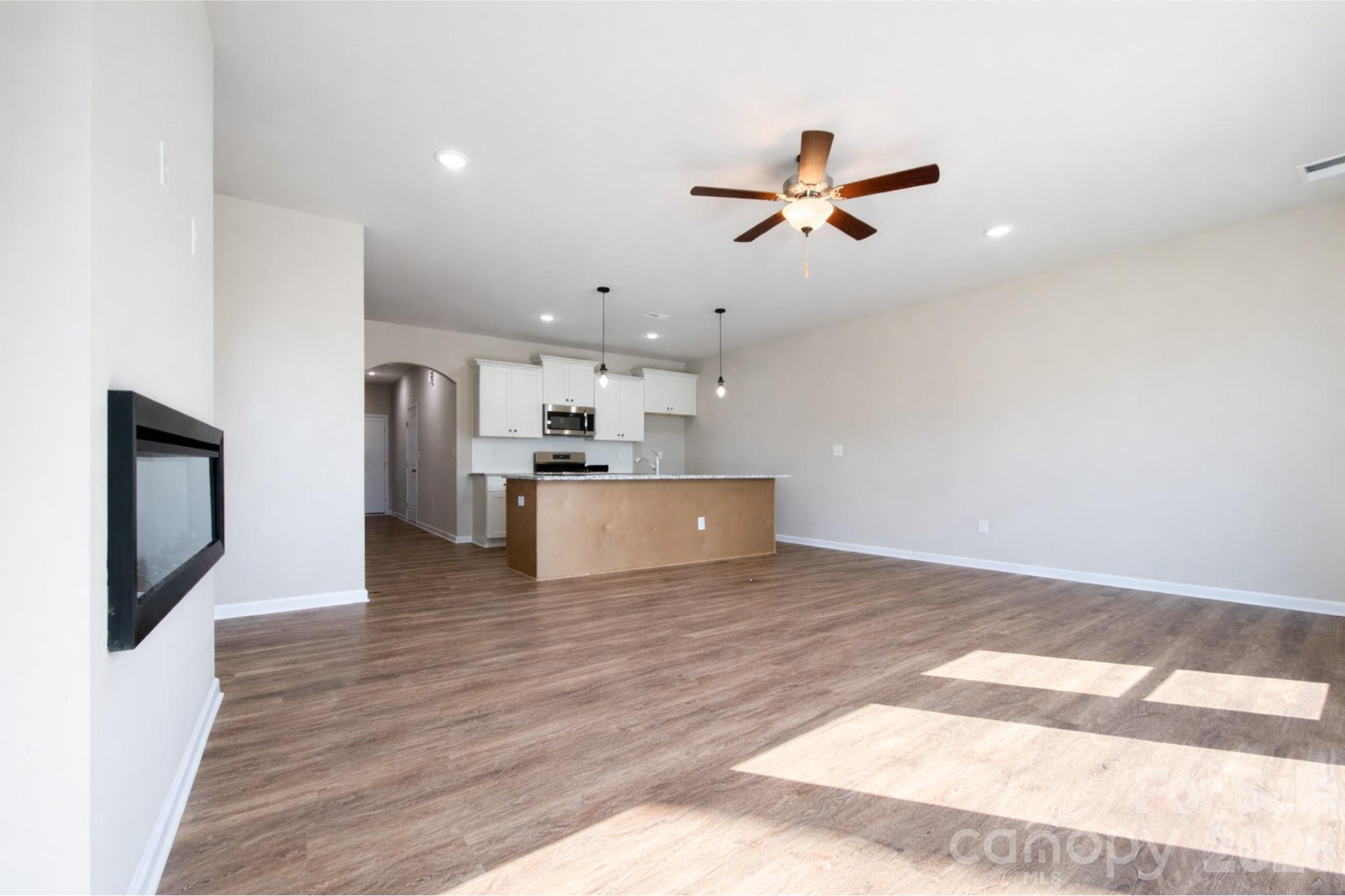 5913 Wallace Avenue — Charlotte