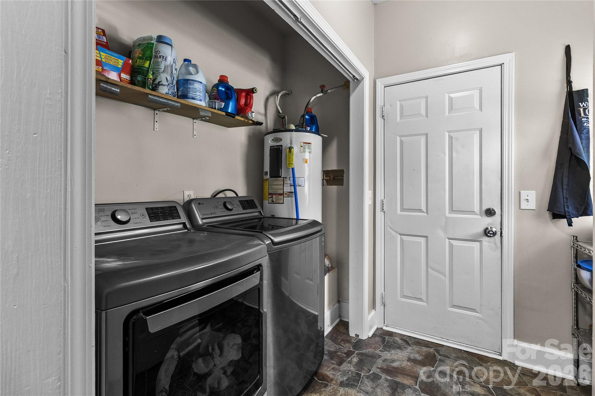 413 Summer Ridge Road — Stanley