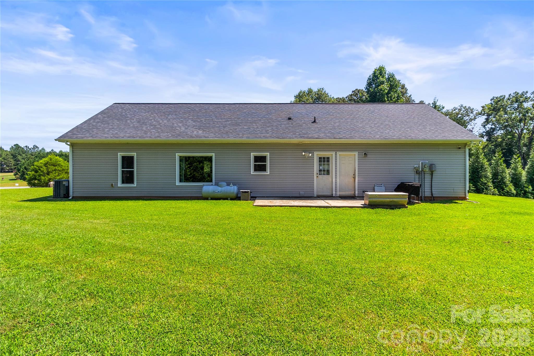 413 Summer Ridge Road — Stanley