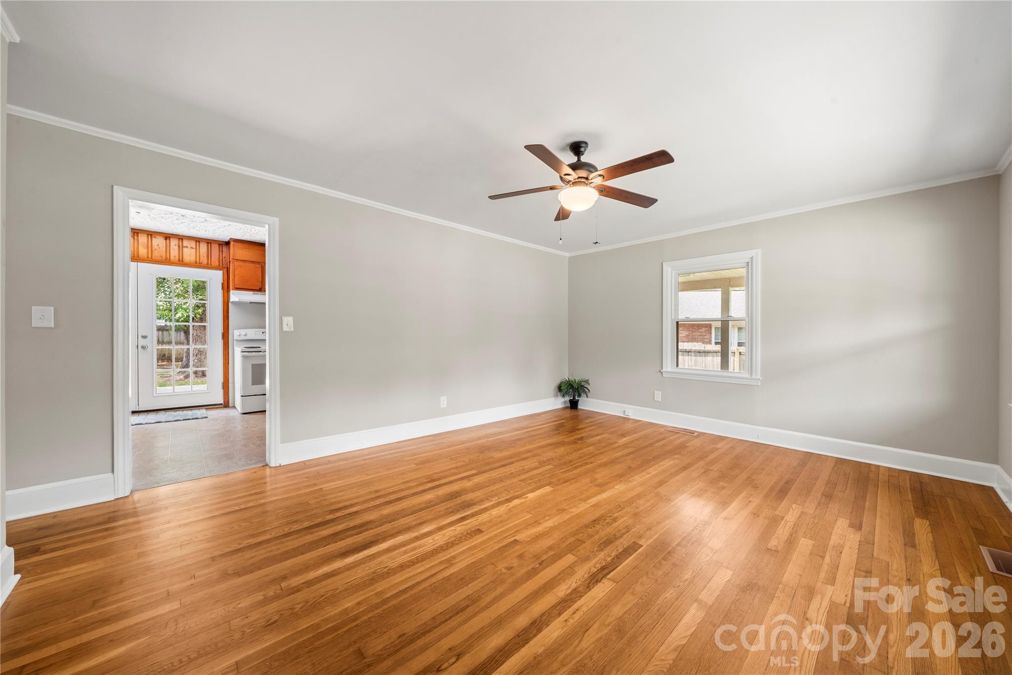 713 Crestwood Avenue — Gastonia