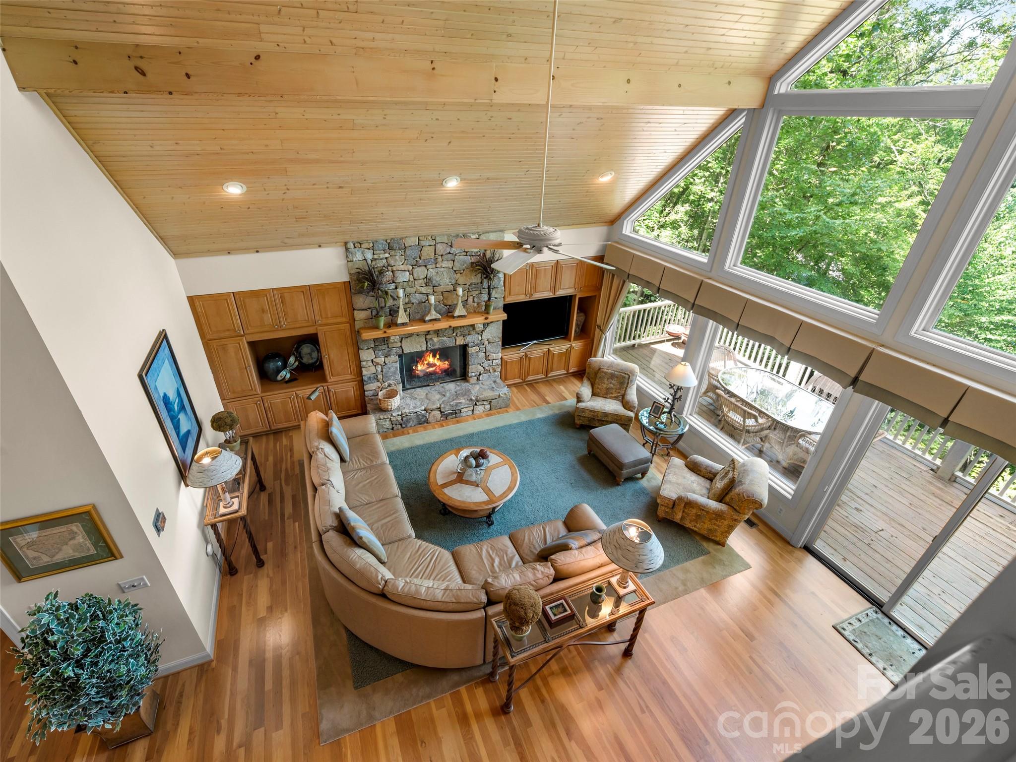 75 Old Hickory Trail — Hendersonville