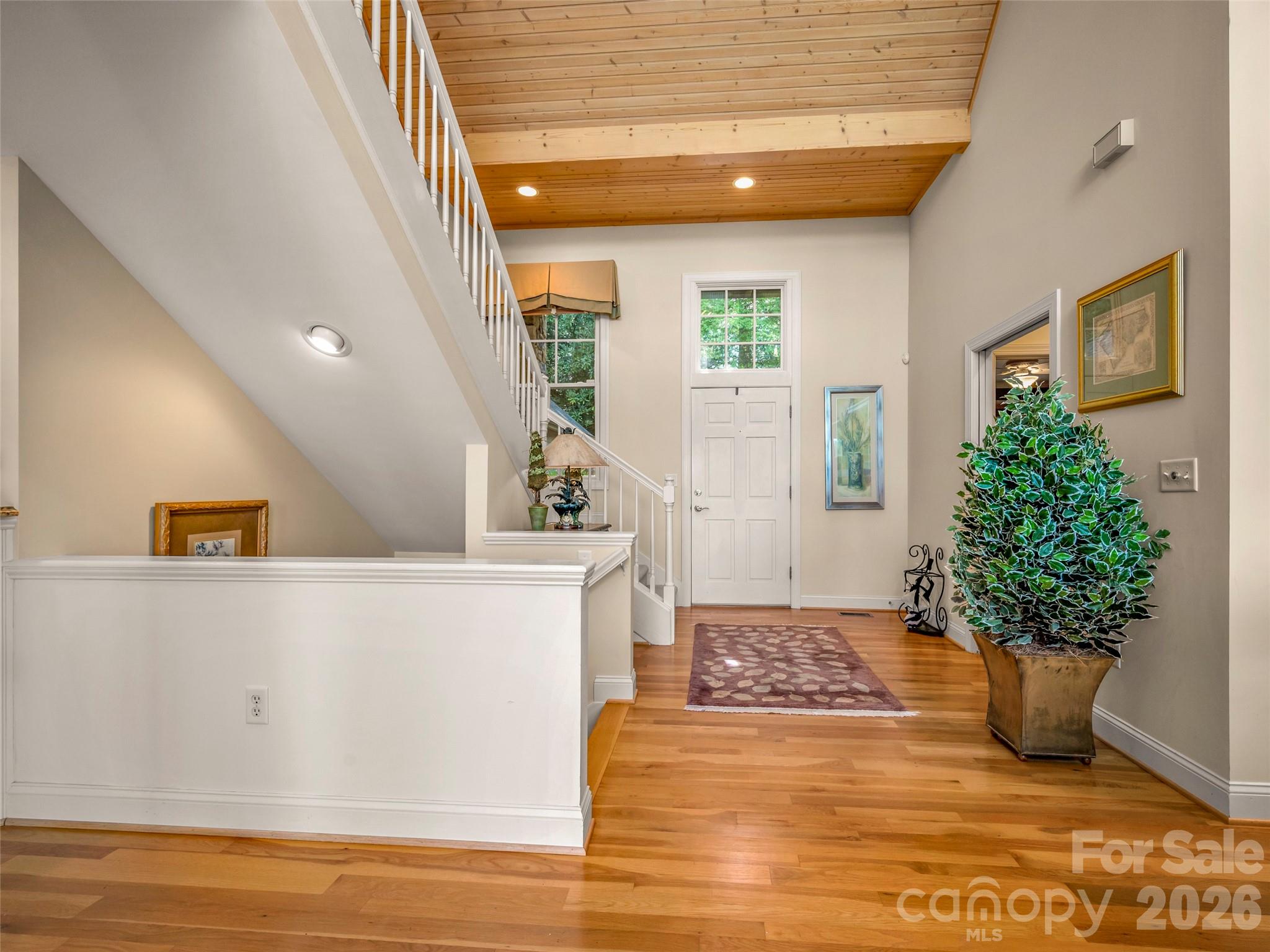 75 Old Hickory Trail — Hendersonville