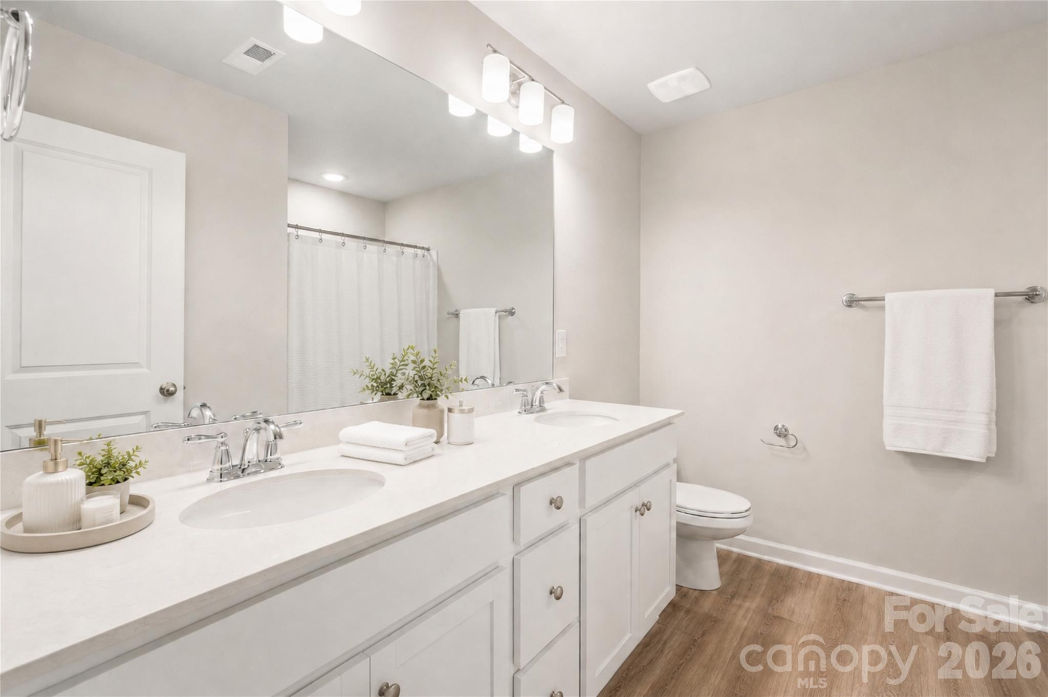 8908 Sawyer Run Court — Charlotte