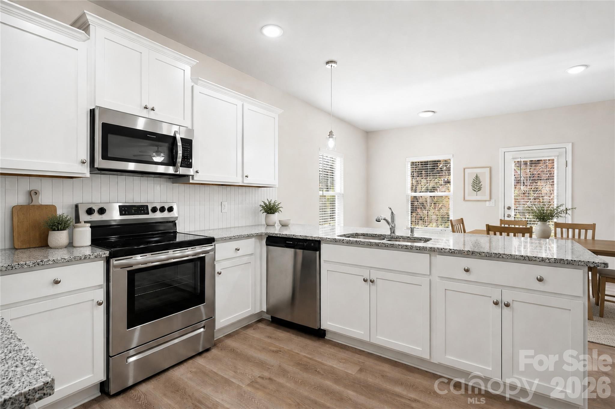 8908 Sawyer Run Court — Charlotte