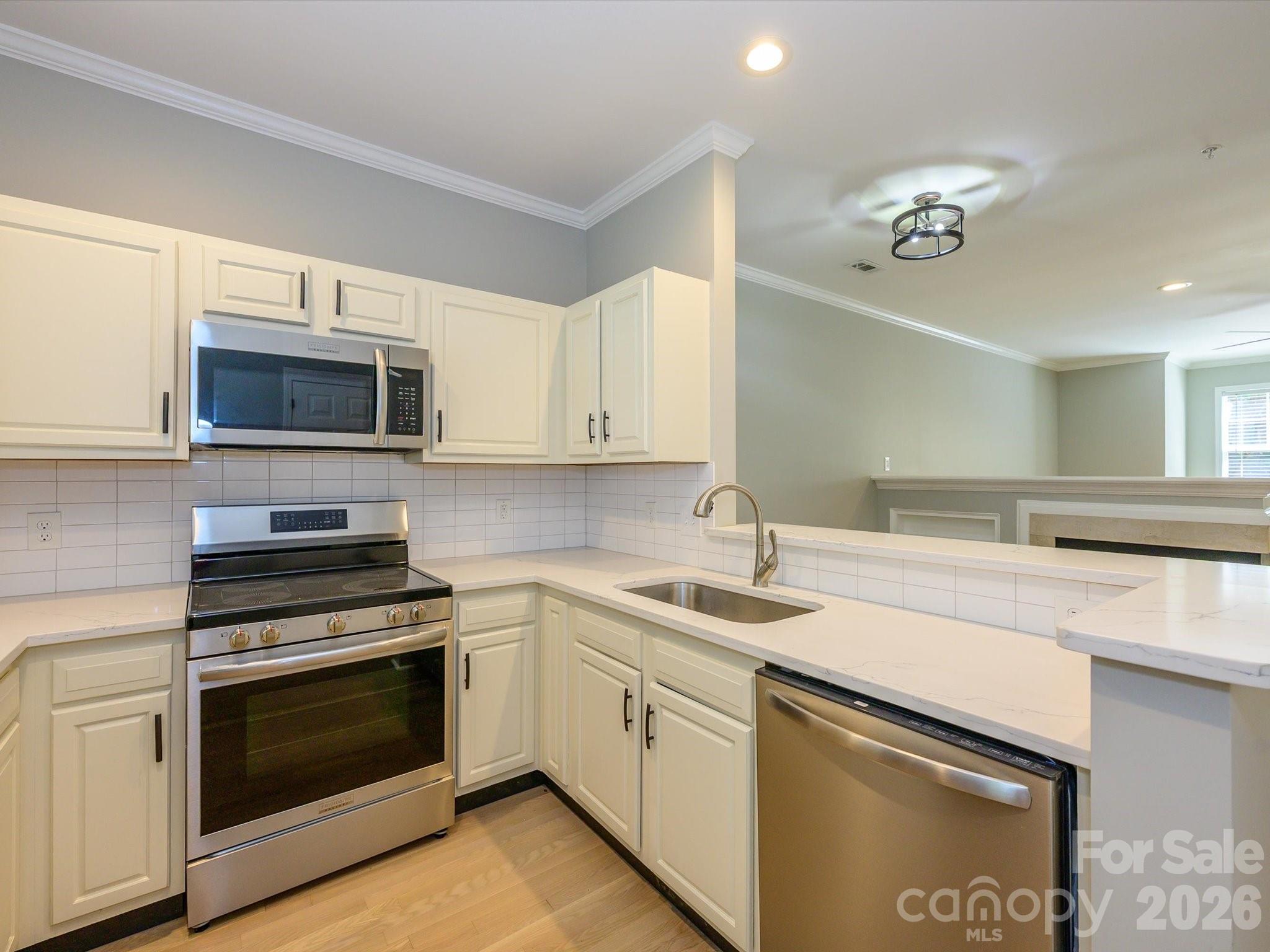 222 S Torrence Street — Charlotte