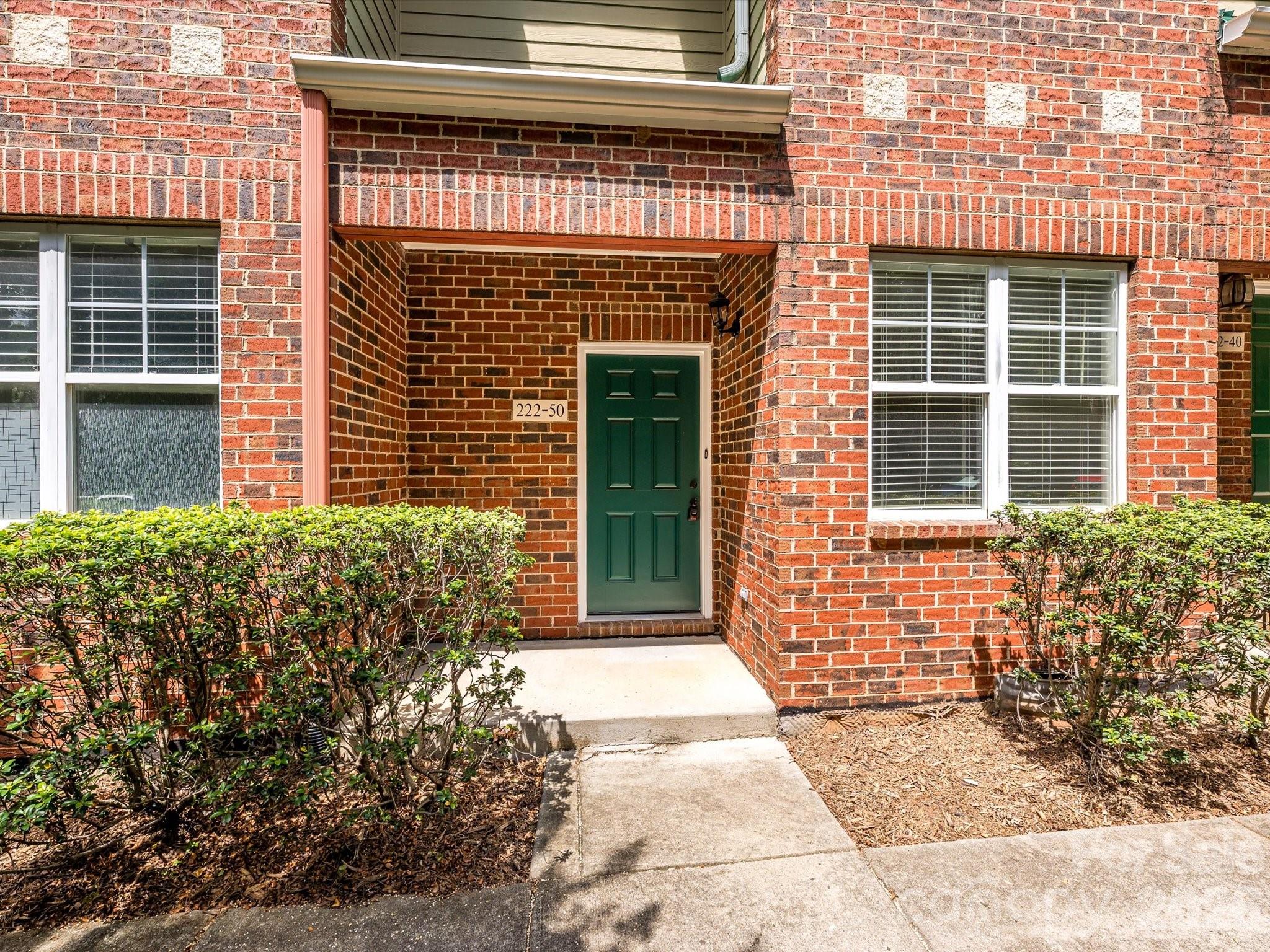 222 S Torrence Street — Charlotte