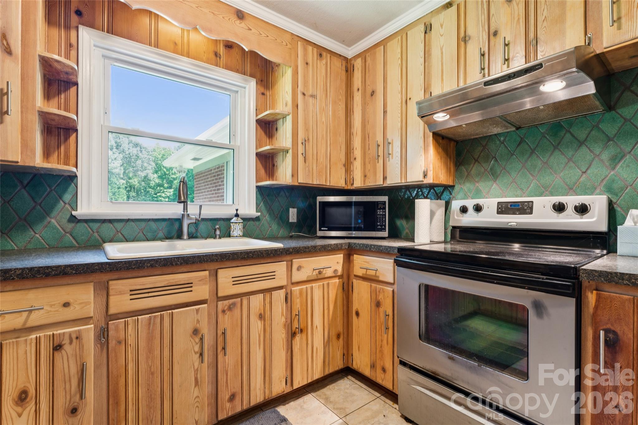 2305 Williams Road — Matthews