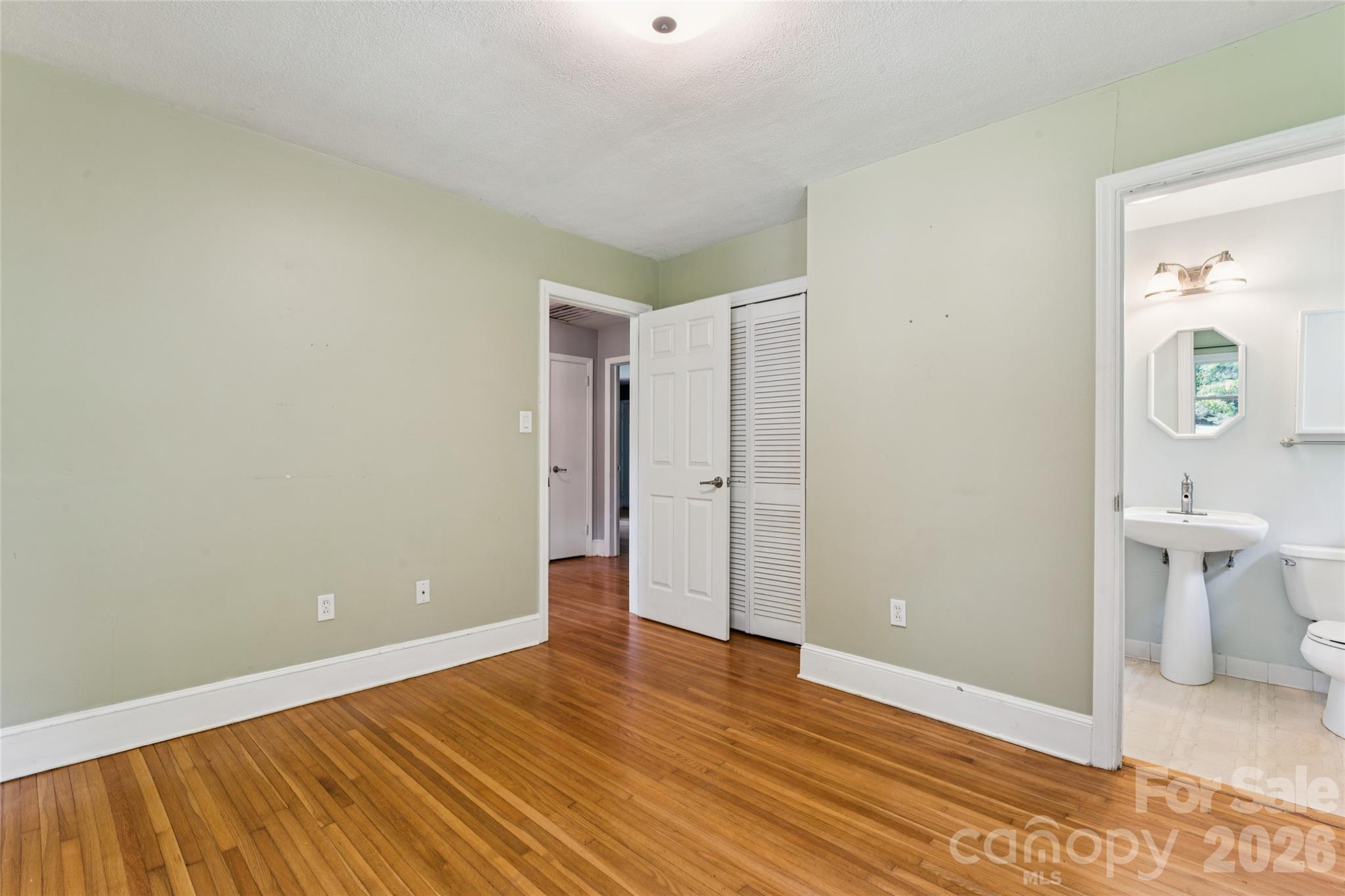 2305 Williams Road — Matthews
