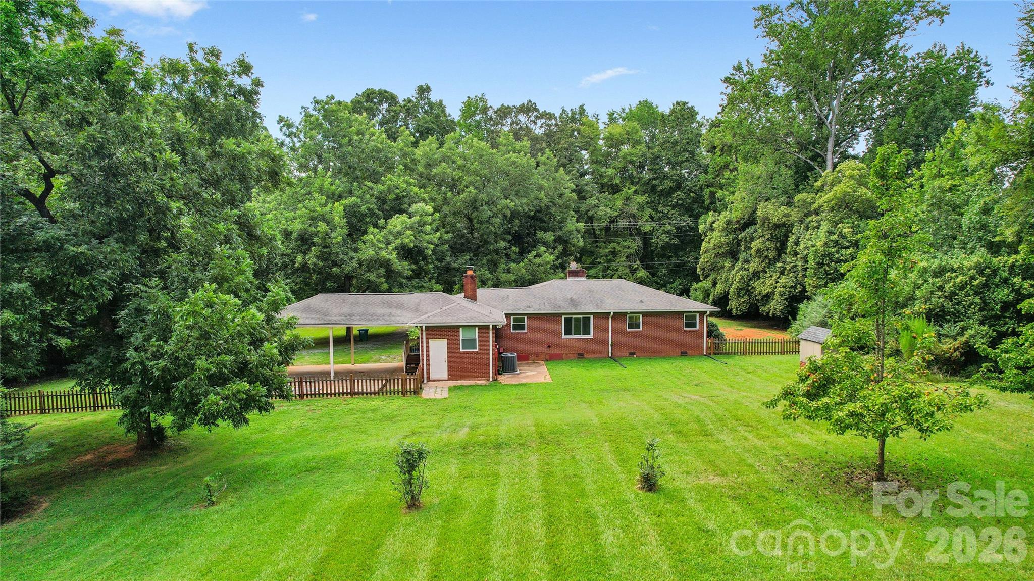 2305 Williams Road — Matthews