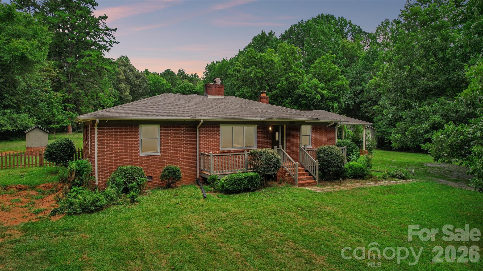 2305 Williams Road — Matthews