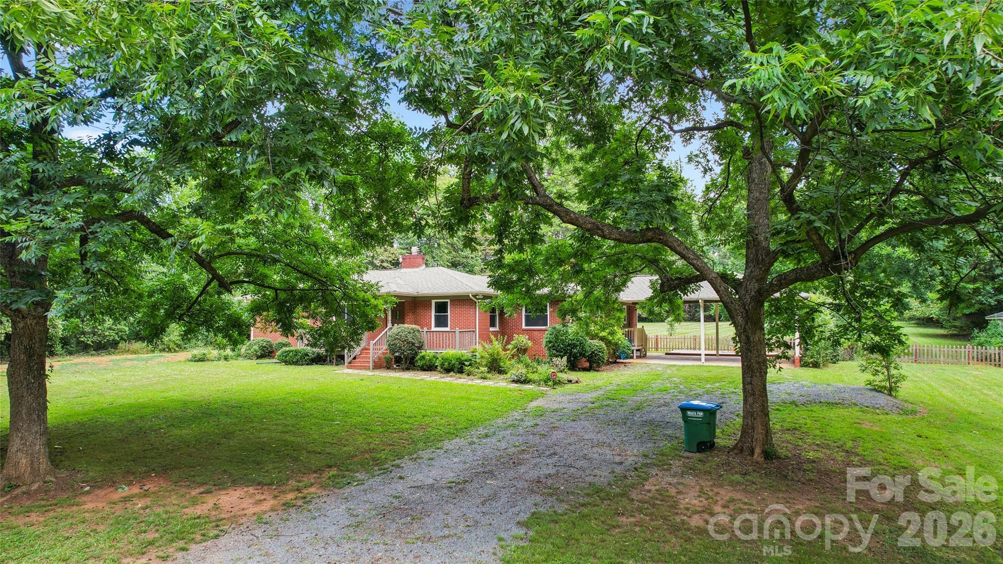 2305 Williams Road — Matthews