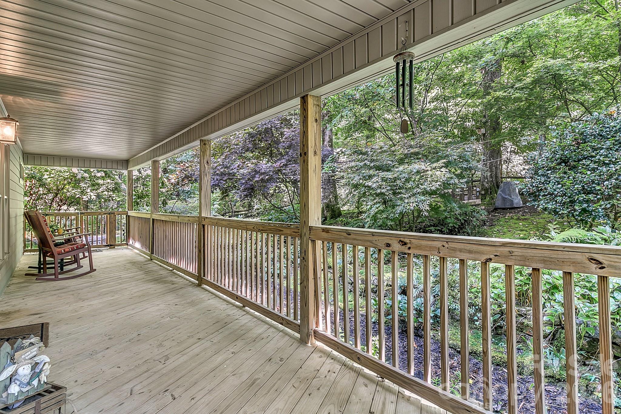 779 Thissa Way — Brevard