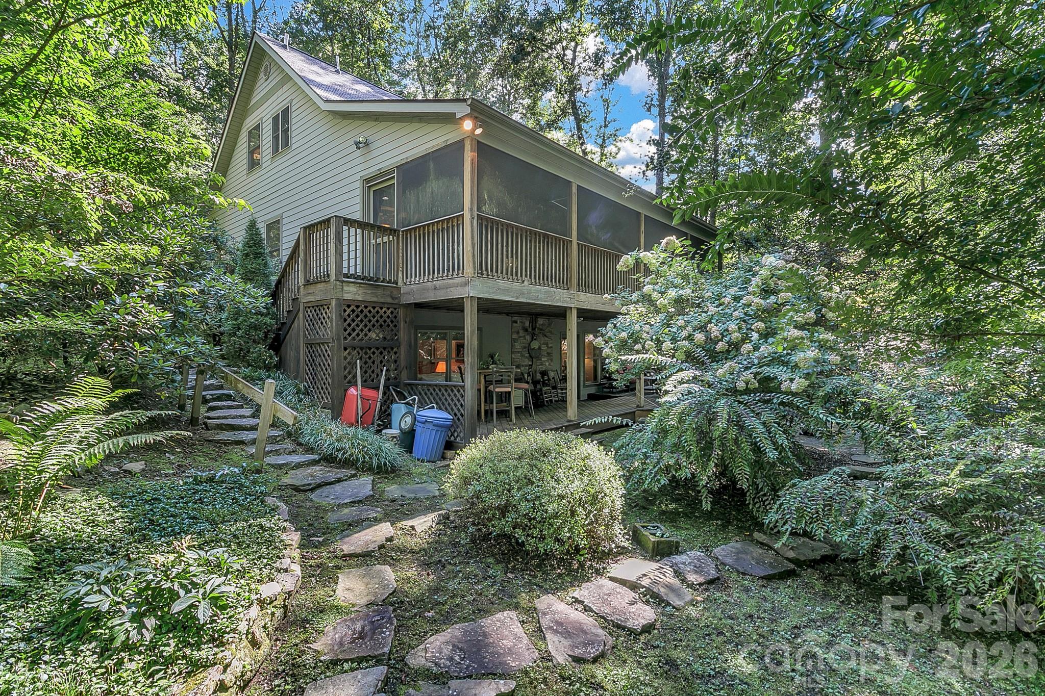 779 Thissa Way — Brevard