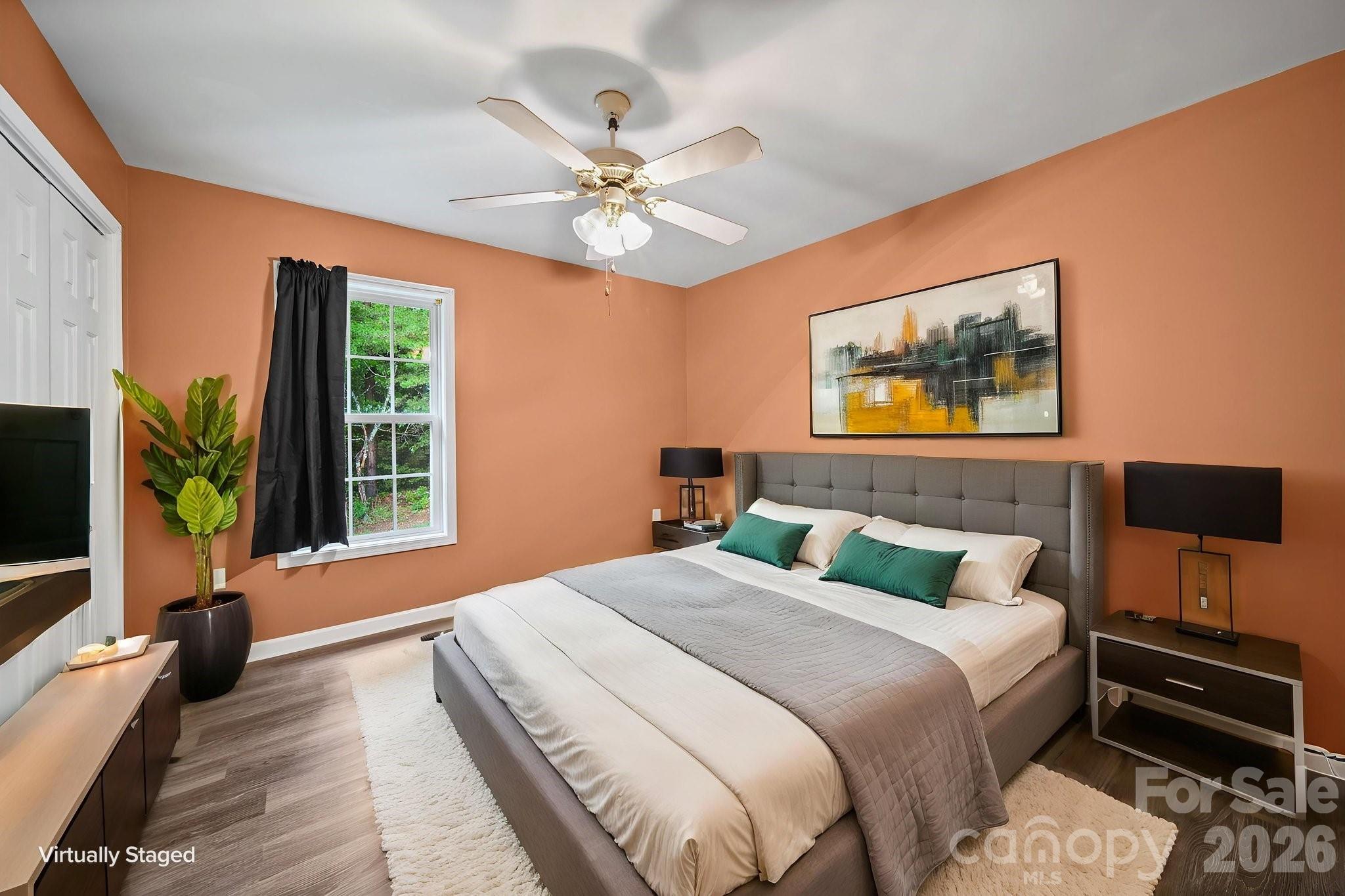 147 Island Terrace Road — Statesville