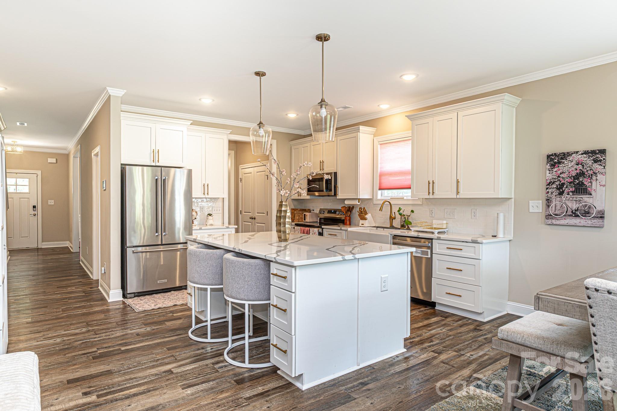 1205 Palestine Road — Linden