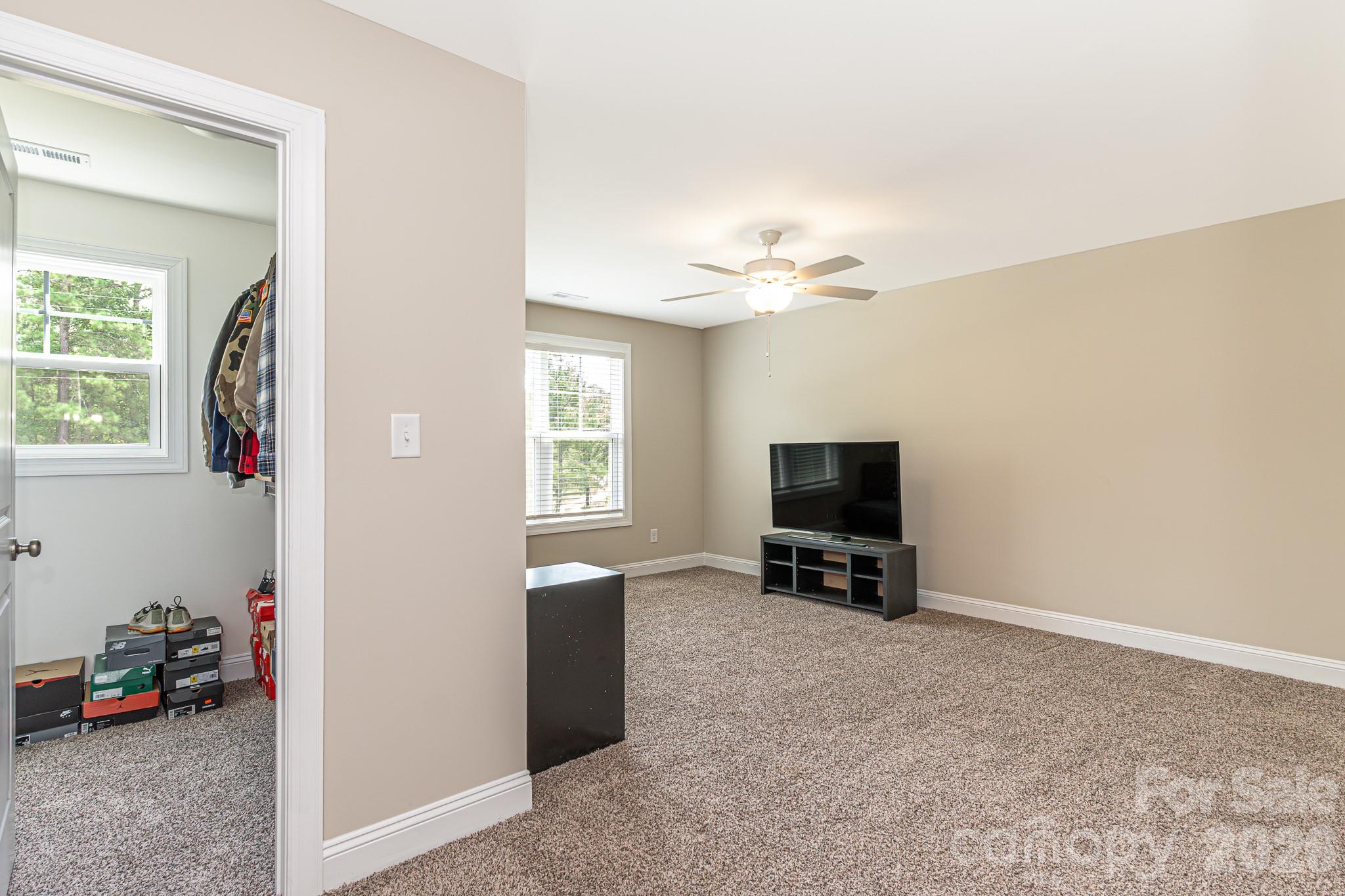 1205 Palestine Road — Linden
