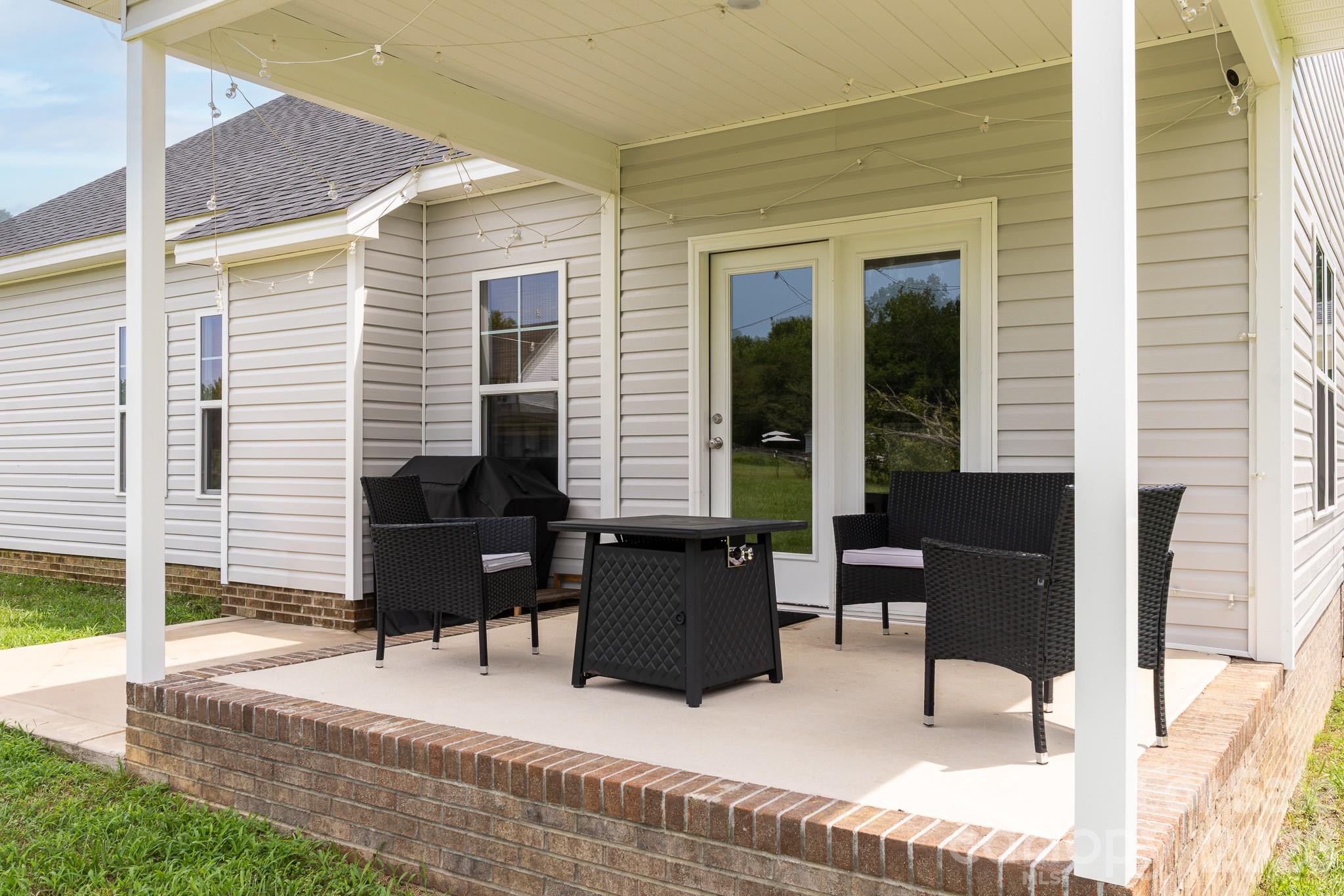 1205 Palestine Road — Linden