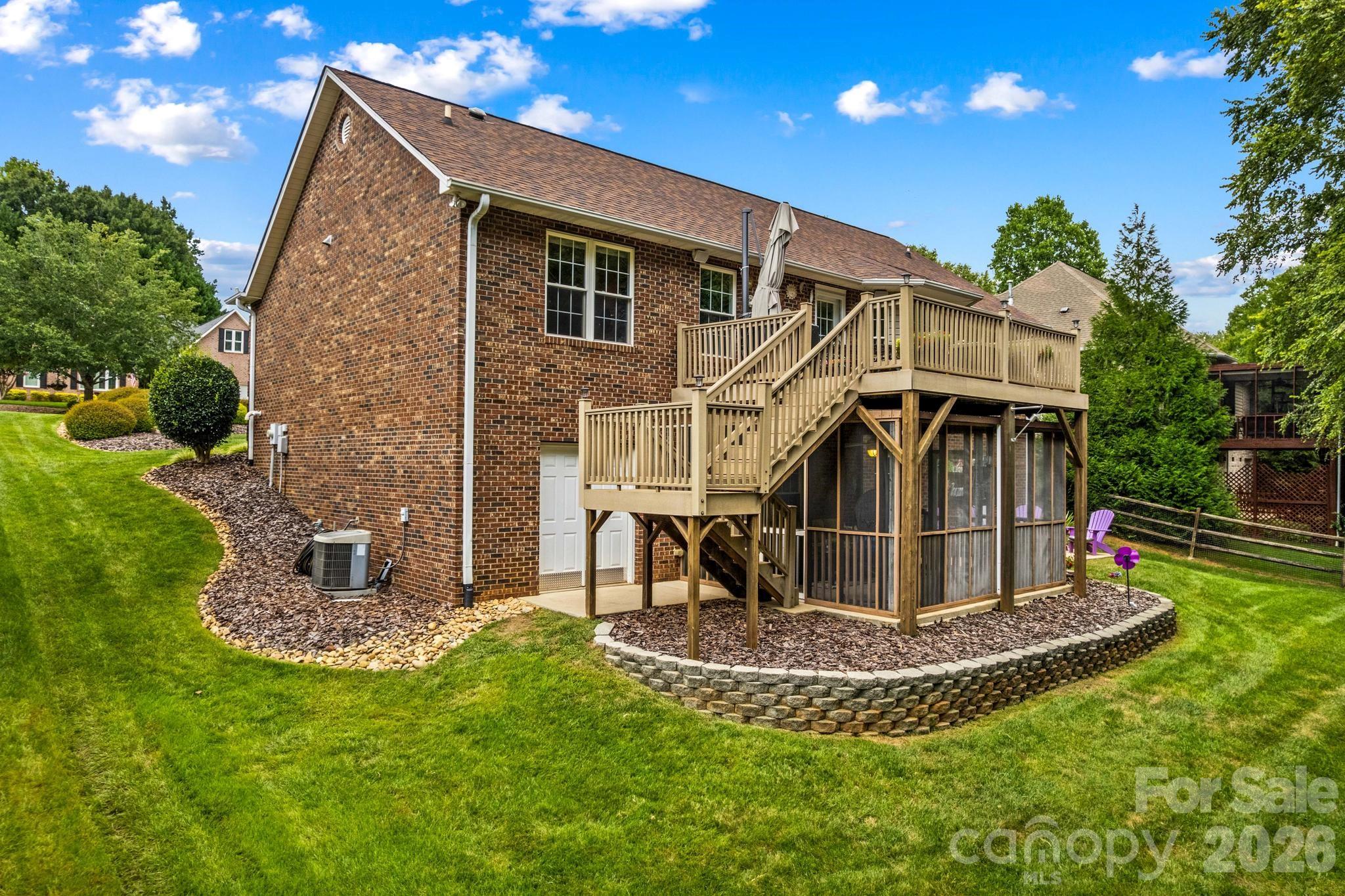 189 River Birch Circle — Mooresville