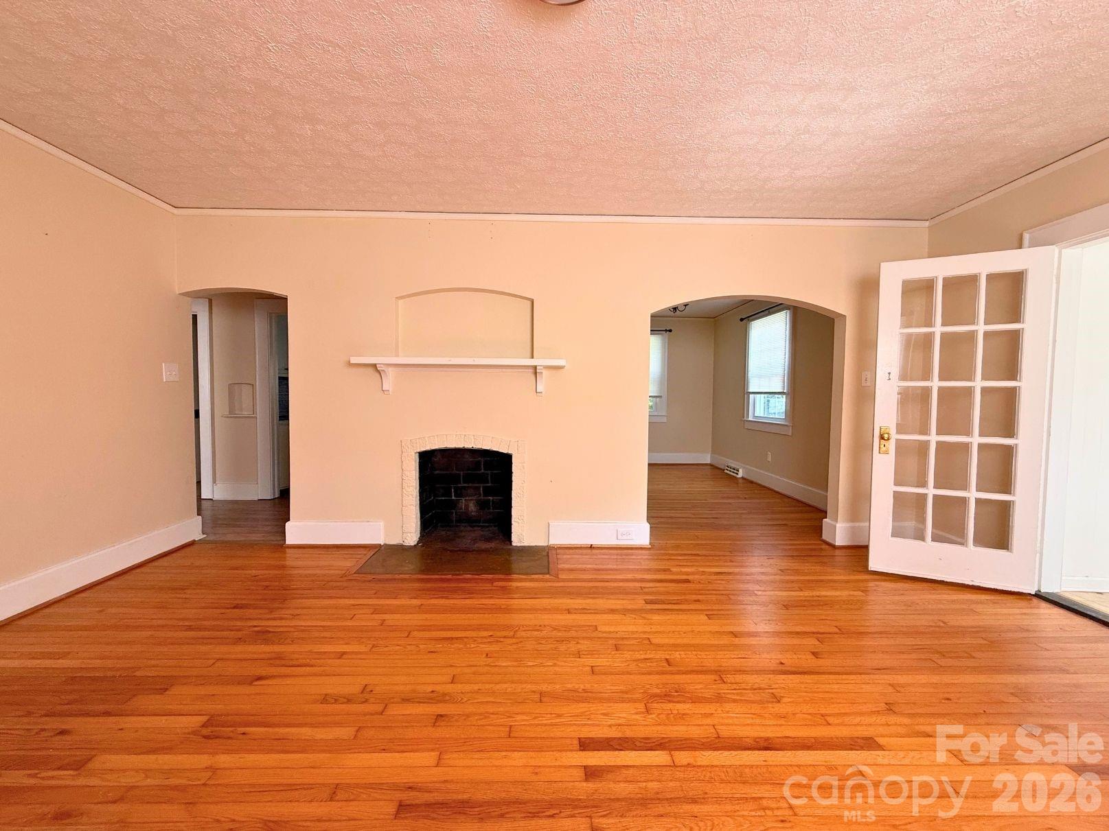1351 S Aspen Street — Lincolnton