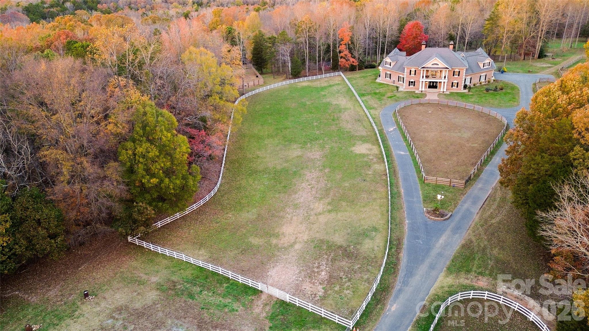 10600 Archer Road — Davidson