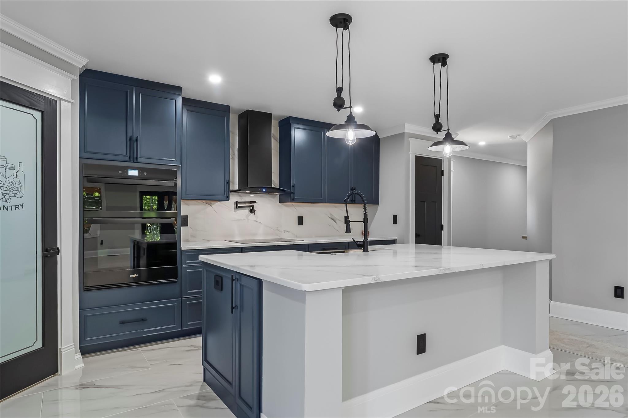276 Coopers Drive — Hendersonville