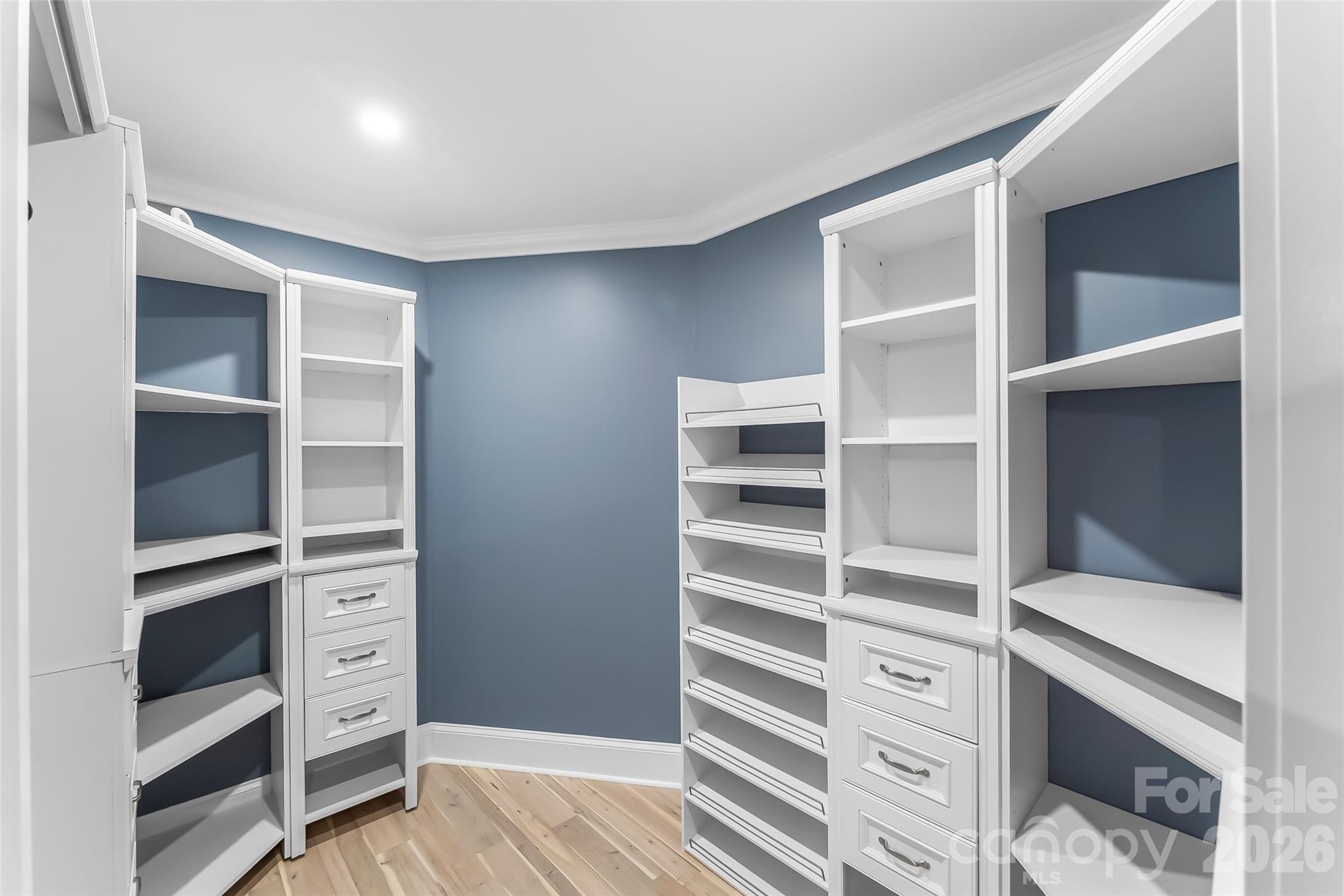 276 Coopers Drive — Hendersonville