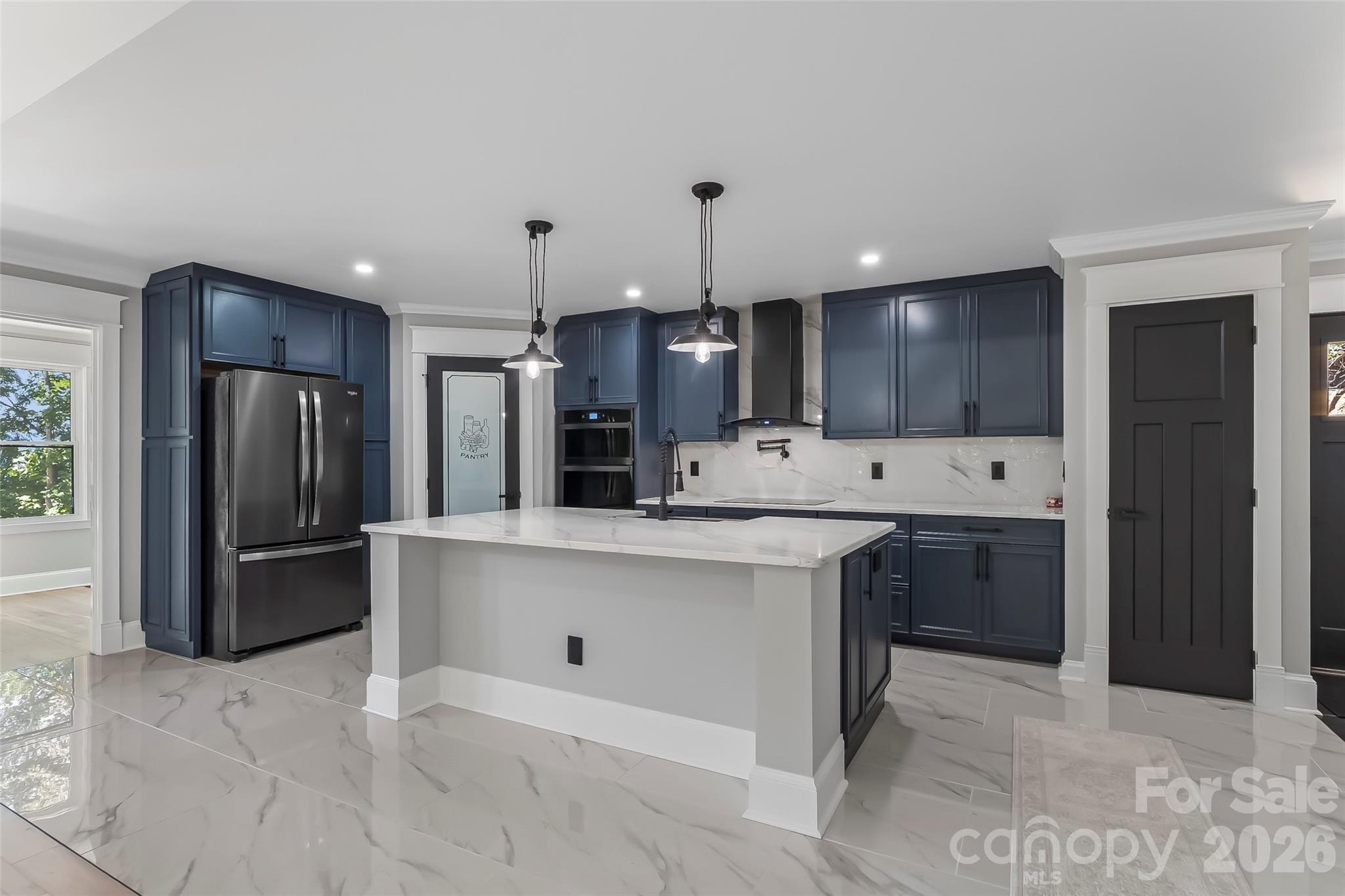 276 Coopers Drive — Hendersonville