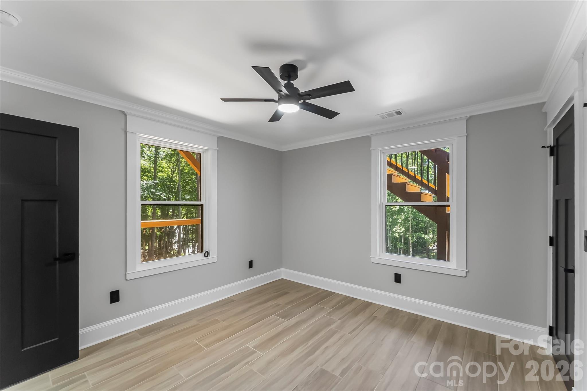 276 Coopers Drive — Hendersonville