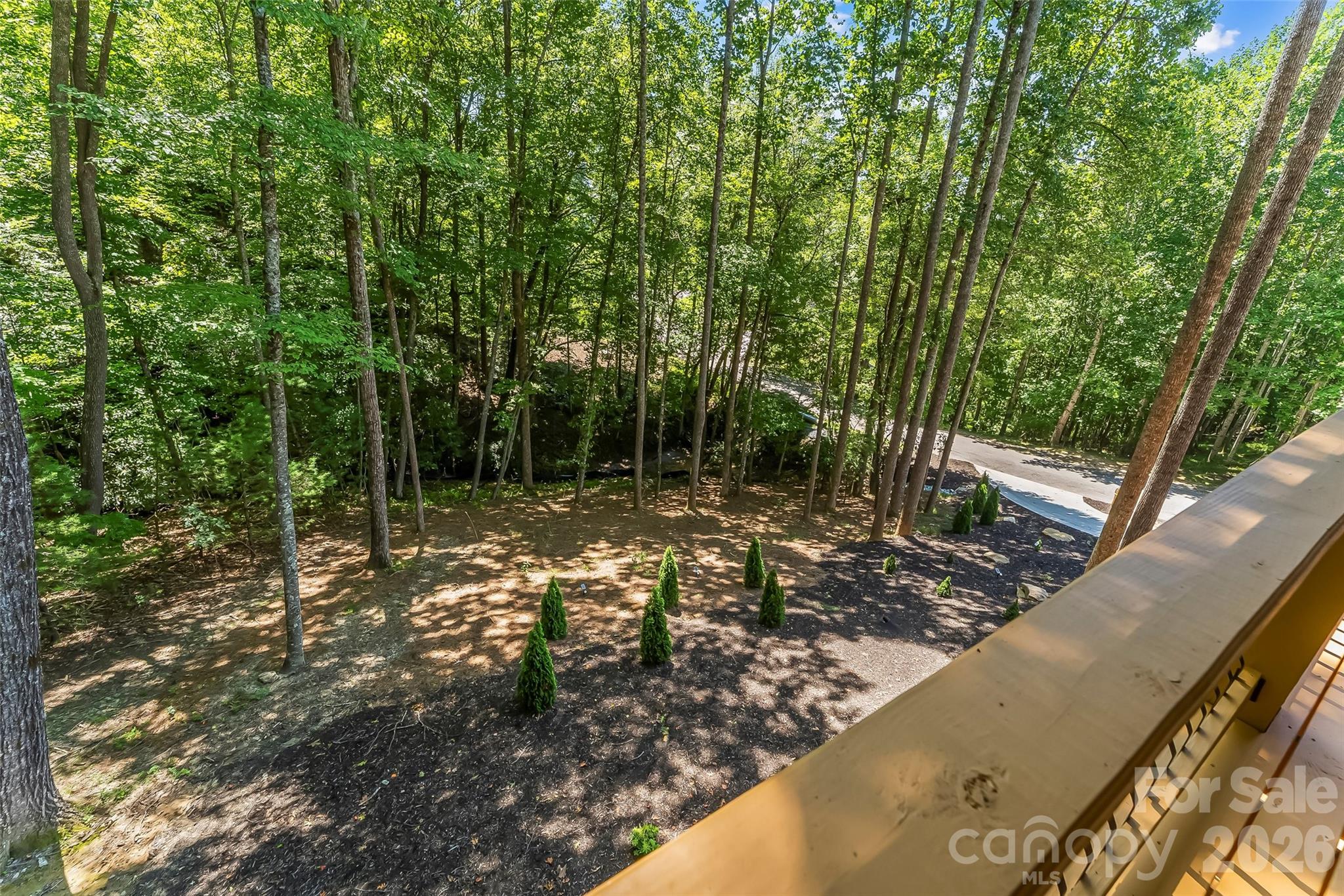 276 Coopers Drive — Hendersonville