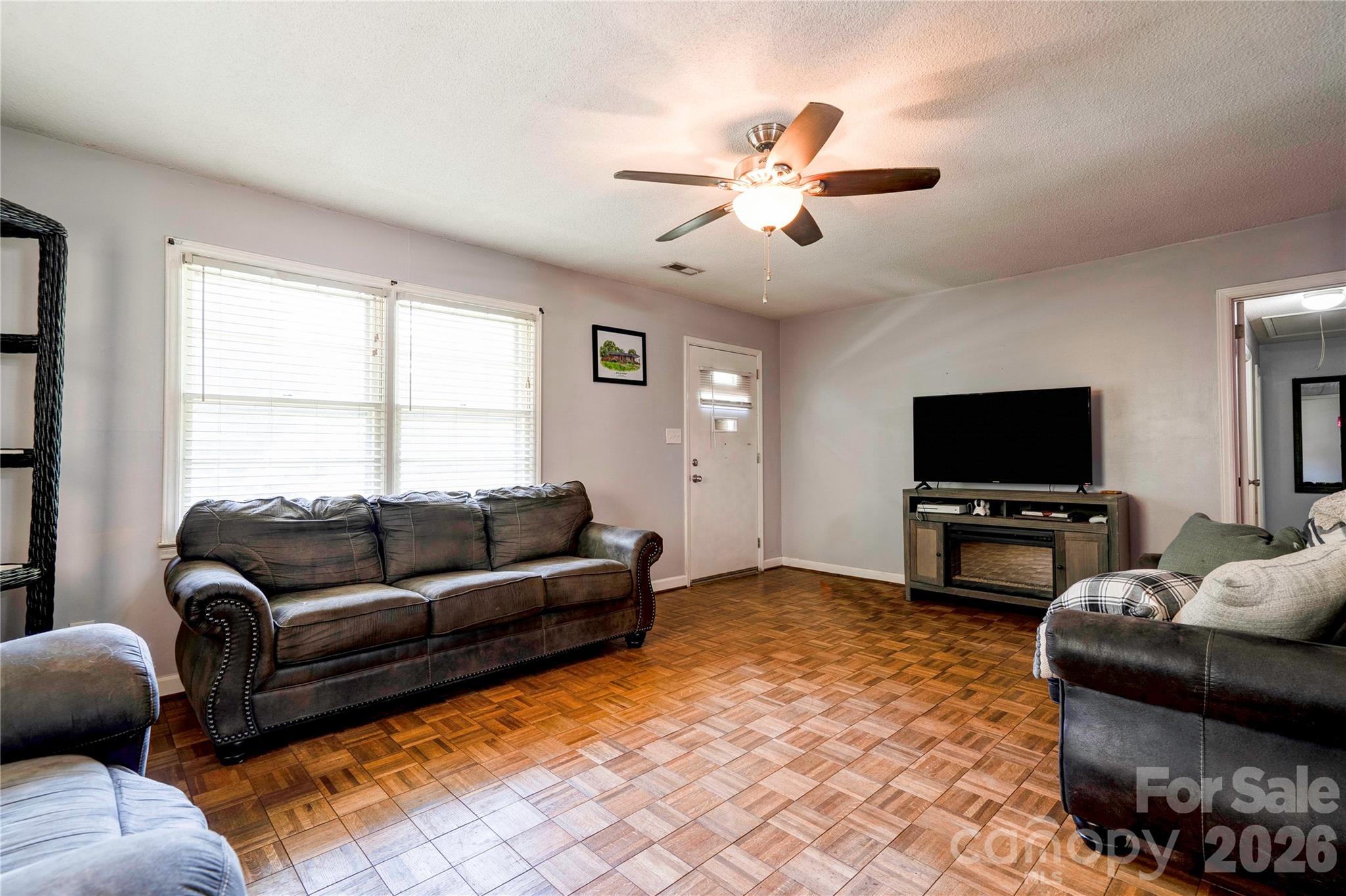 404 Pineview Drive — Kings Mountain