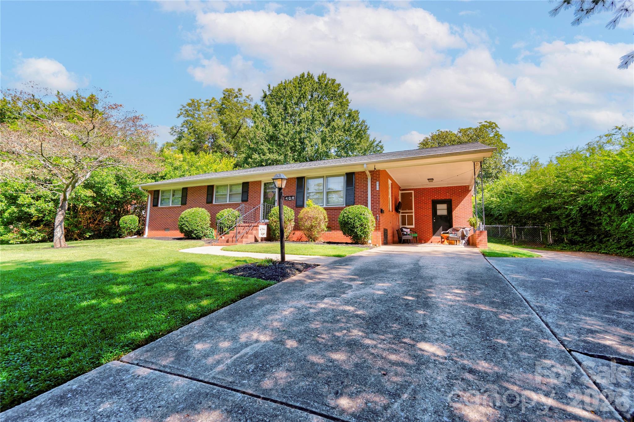 404 Pineview Drive — Kings Mountain