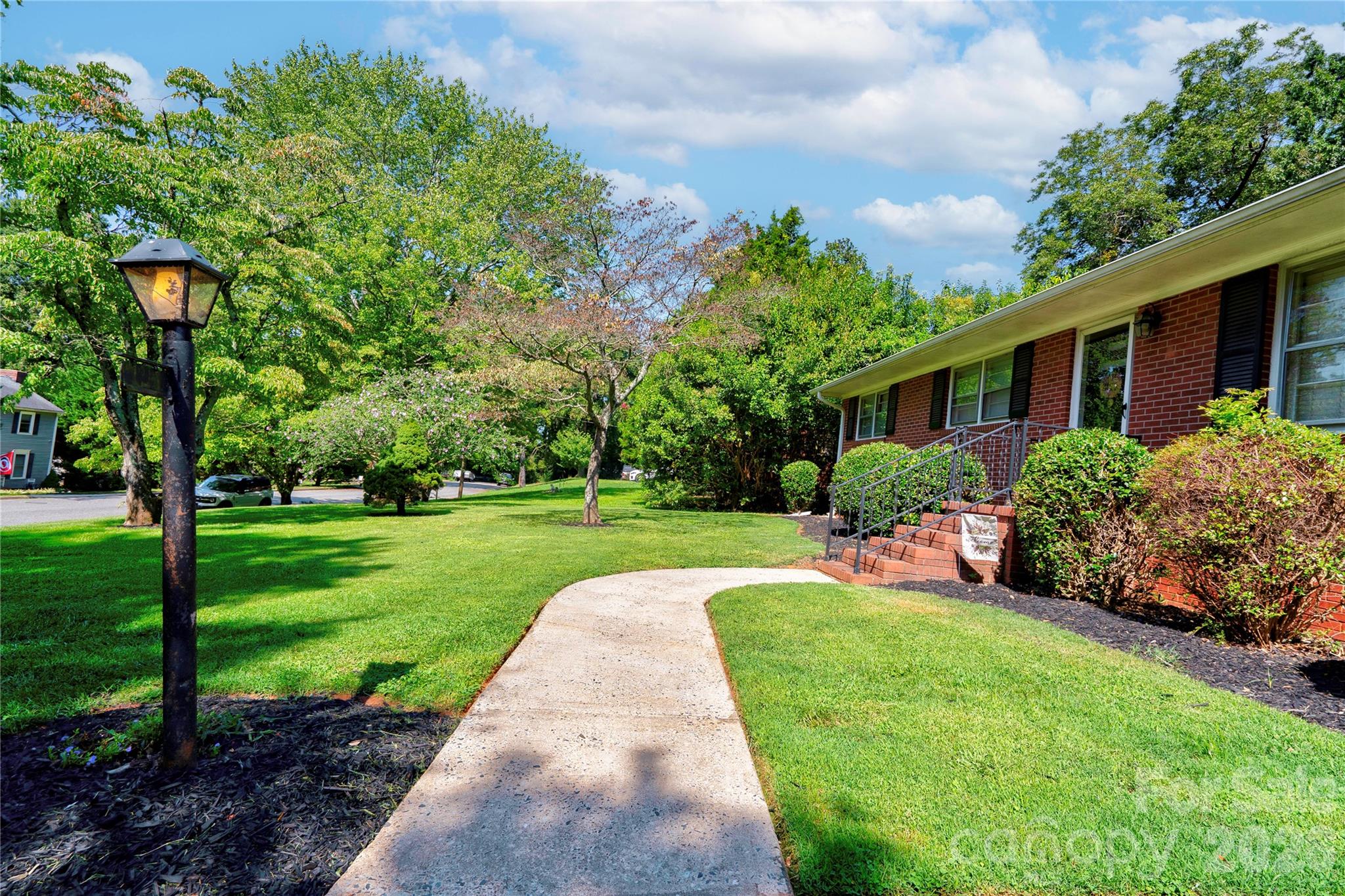 404 Pineview Drive — Kings Mountain