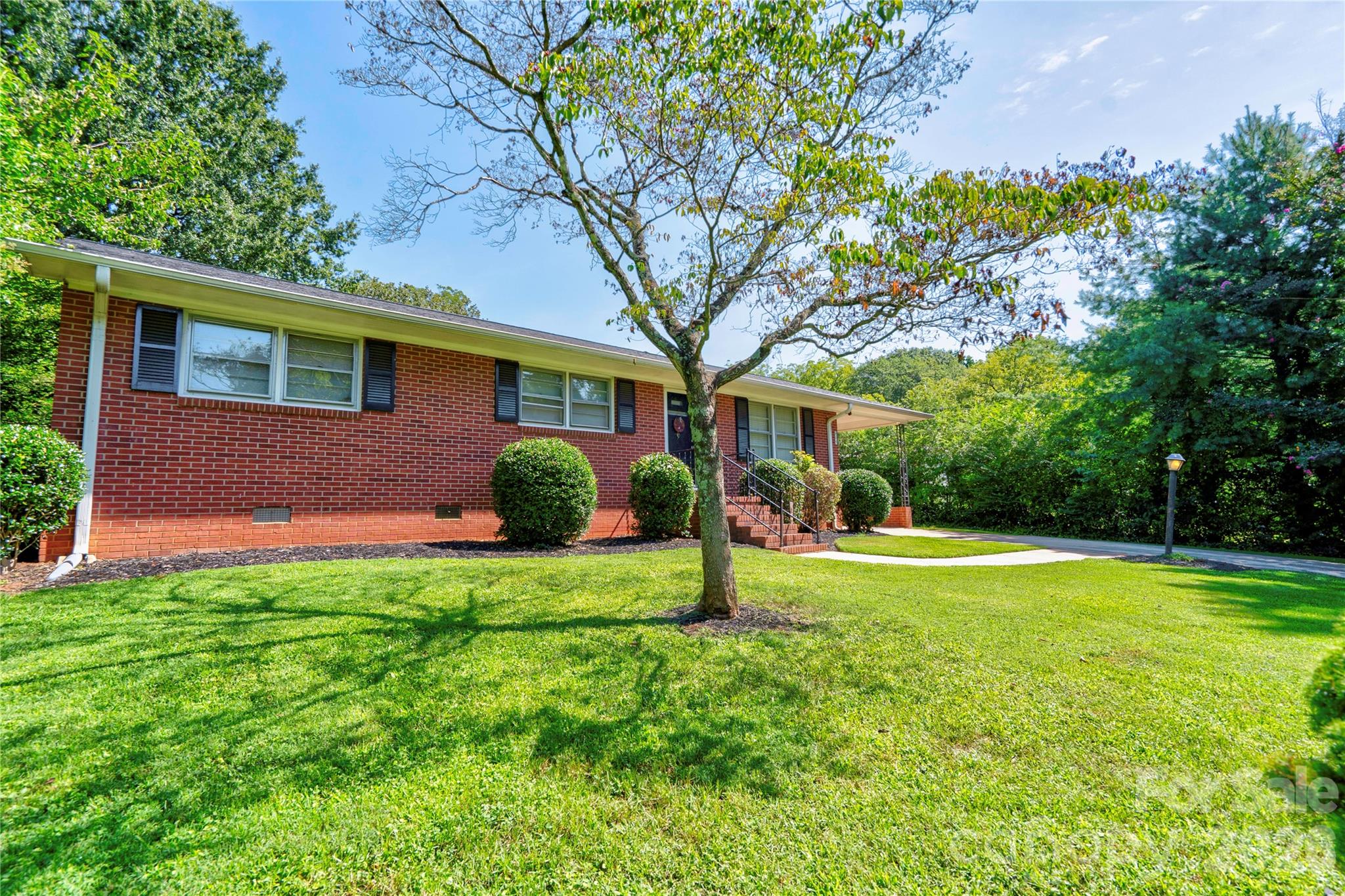 404 Pineview Drive — Kings Mountain