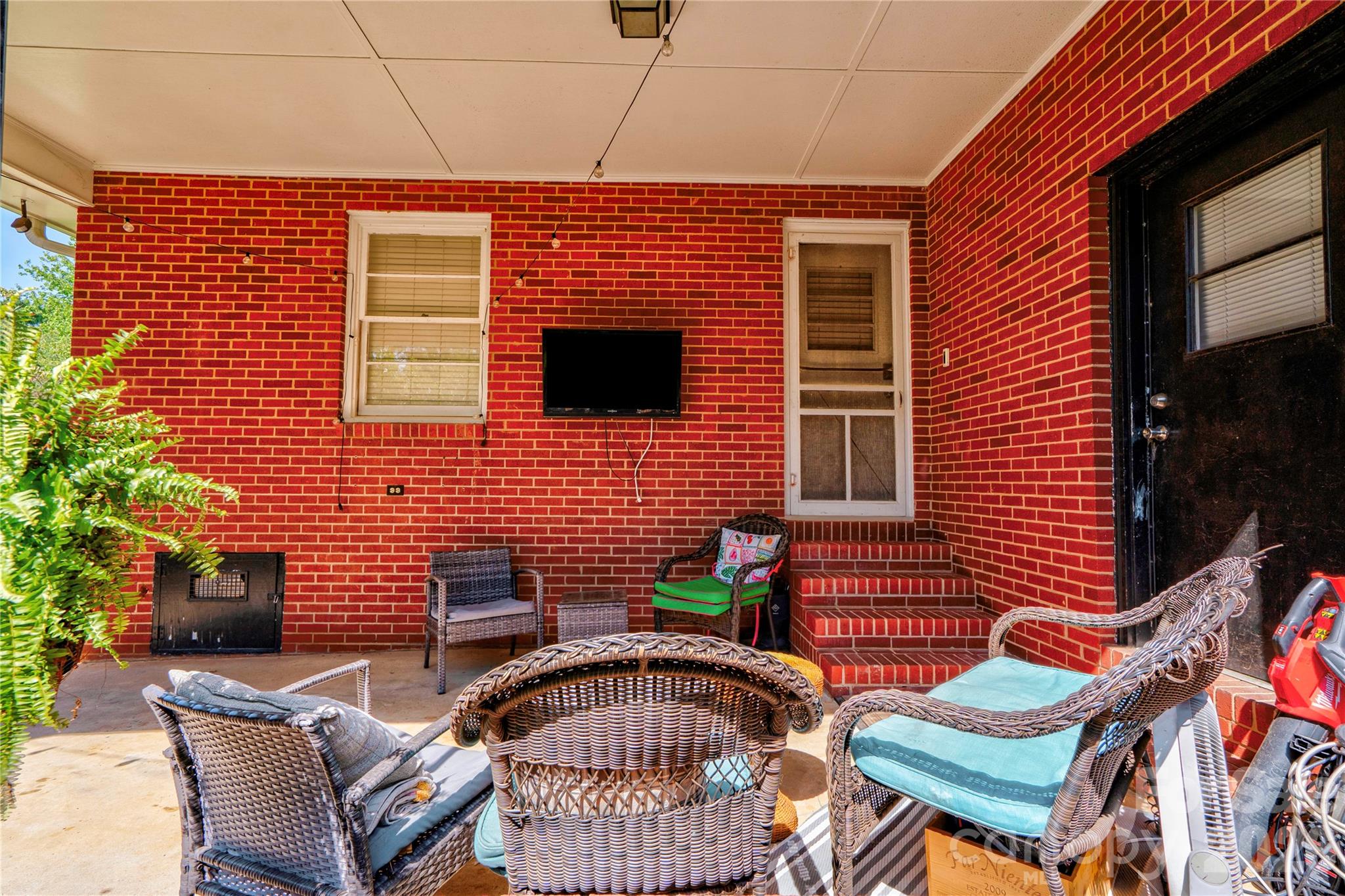 404 Pineview Drive — Kings Mountain