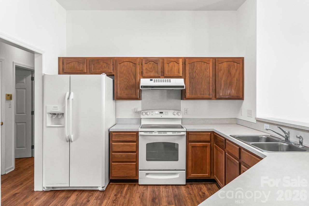 739 Oakbluff Circle — Charlotte