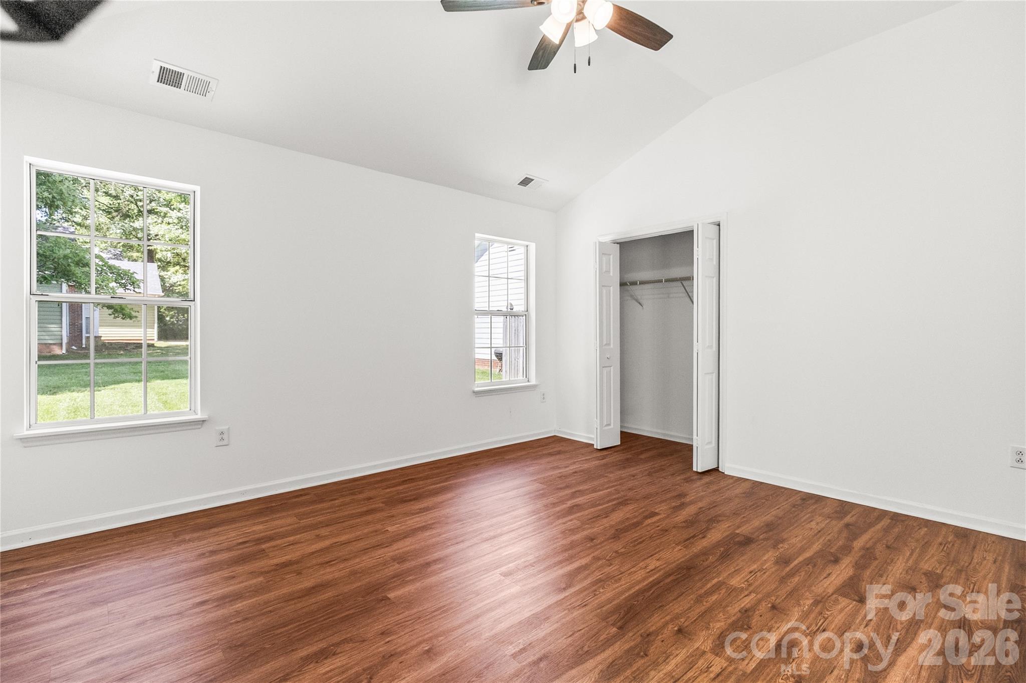 739 Oakbluff Circle — Charlotte