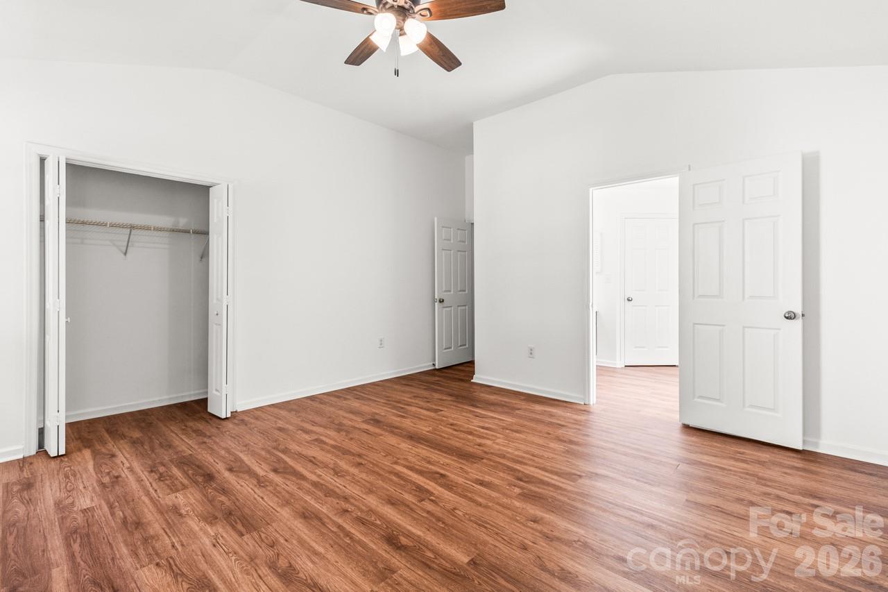 739 Oakbluff Circle — Charlotte