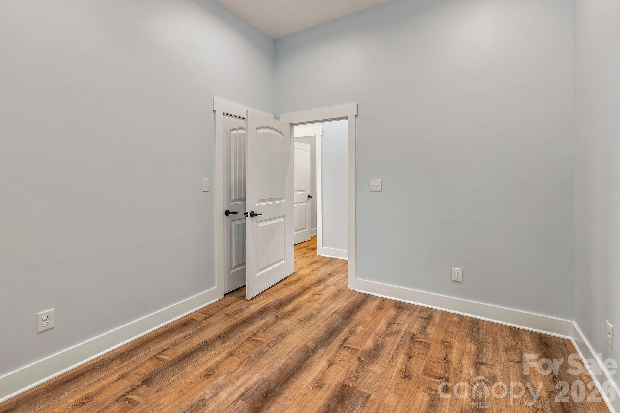 2272 Pinnacle Parkway — Union Mills