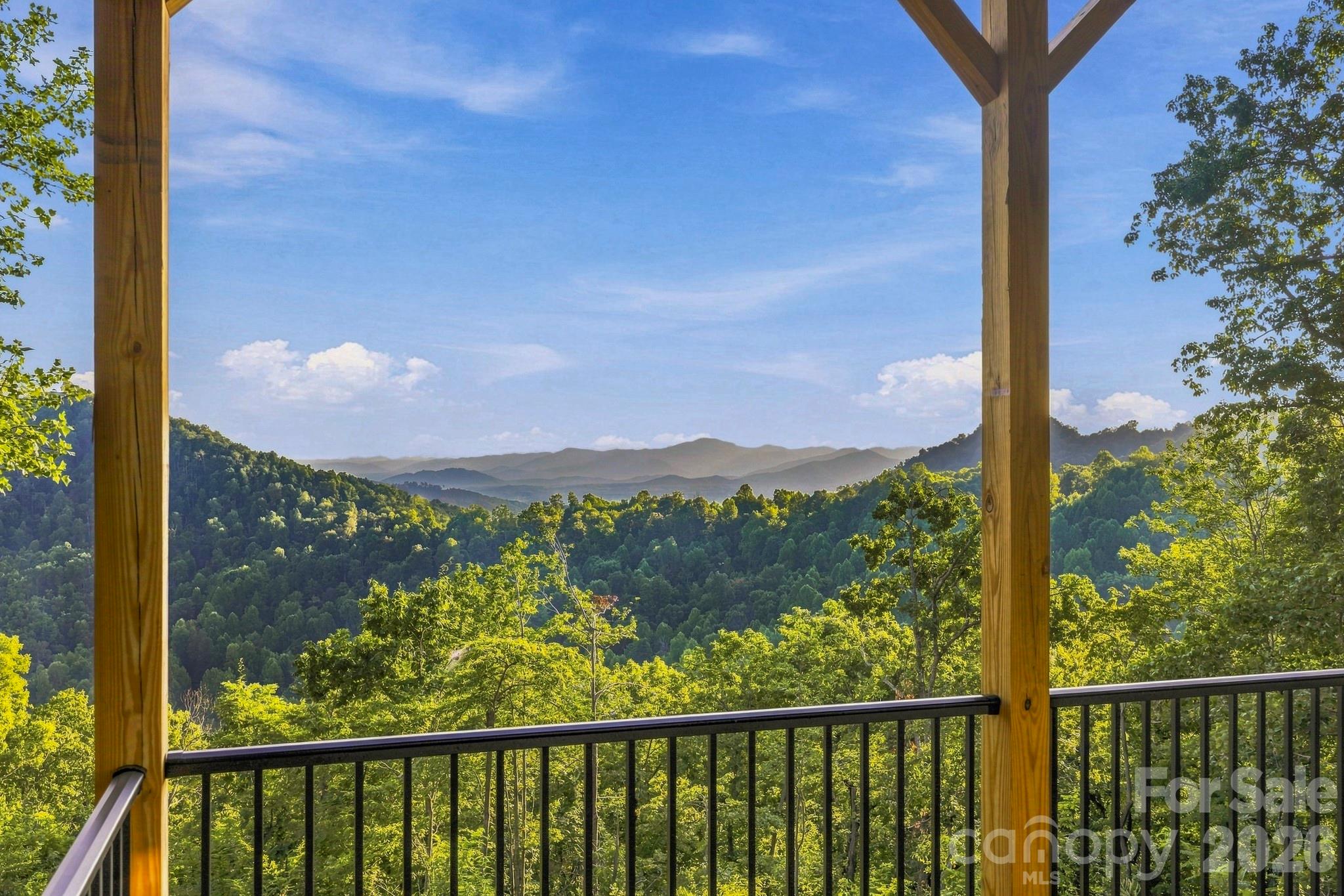 2272 Pinnacle Parkway — Union Mills