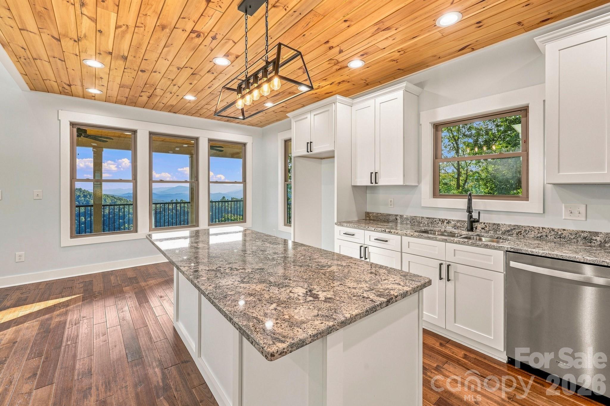 2272 Pinnacle Parkway — Union Mills