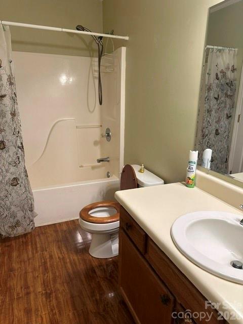1535 20th Avenue NE — Hickory