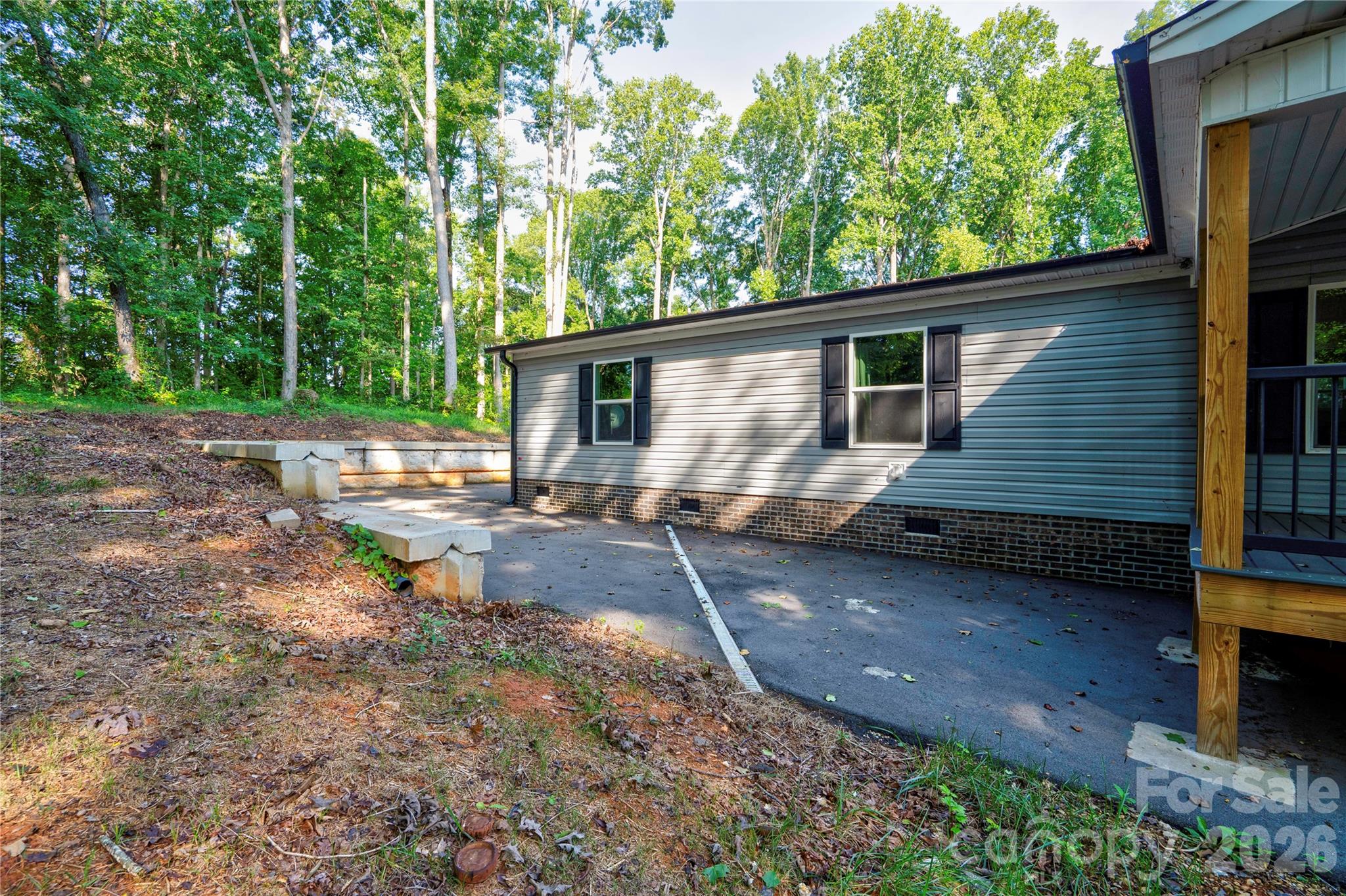737 Pleasantdale Drive — Shelby