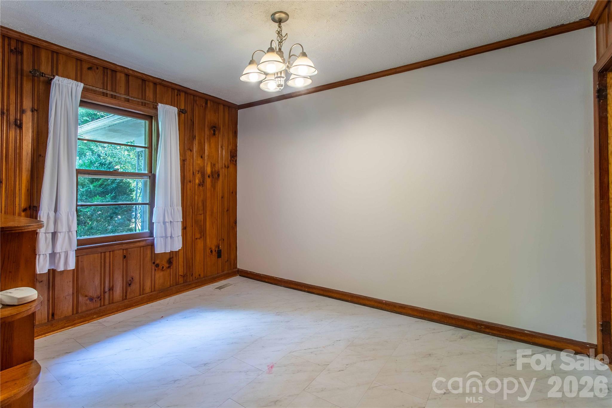 875 Mills Gap Road — Fletcher