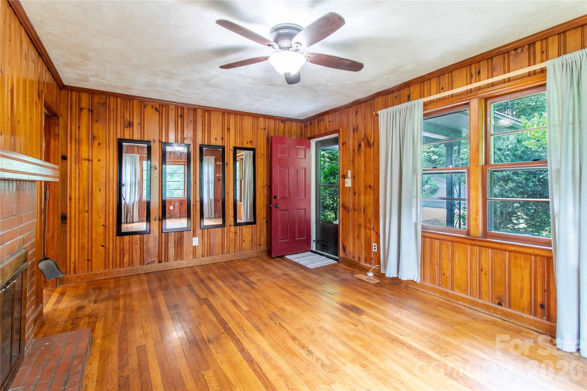 875 Mills Gap Road — Fletcher