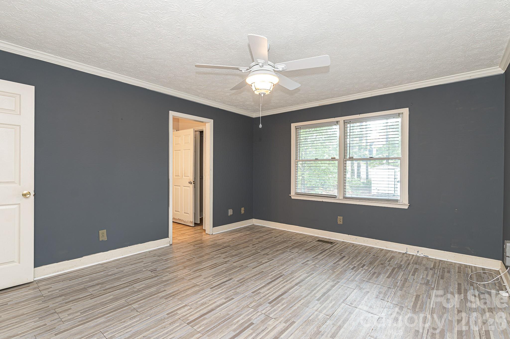 405 Southland Drive — Fayetteville