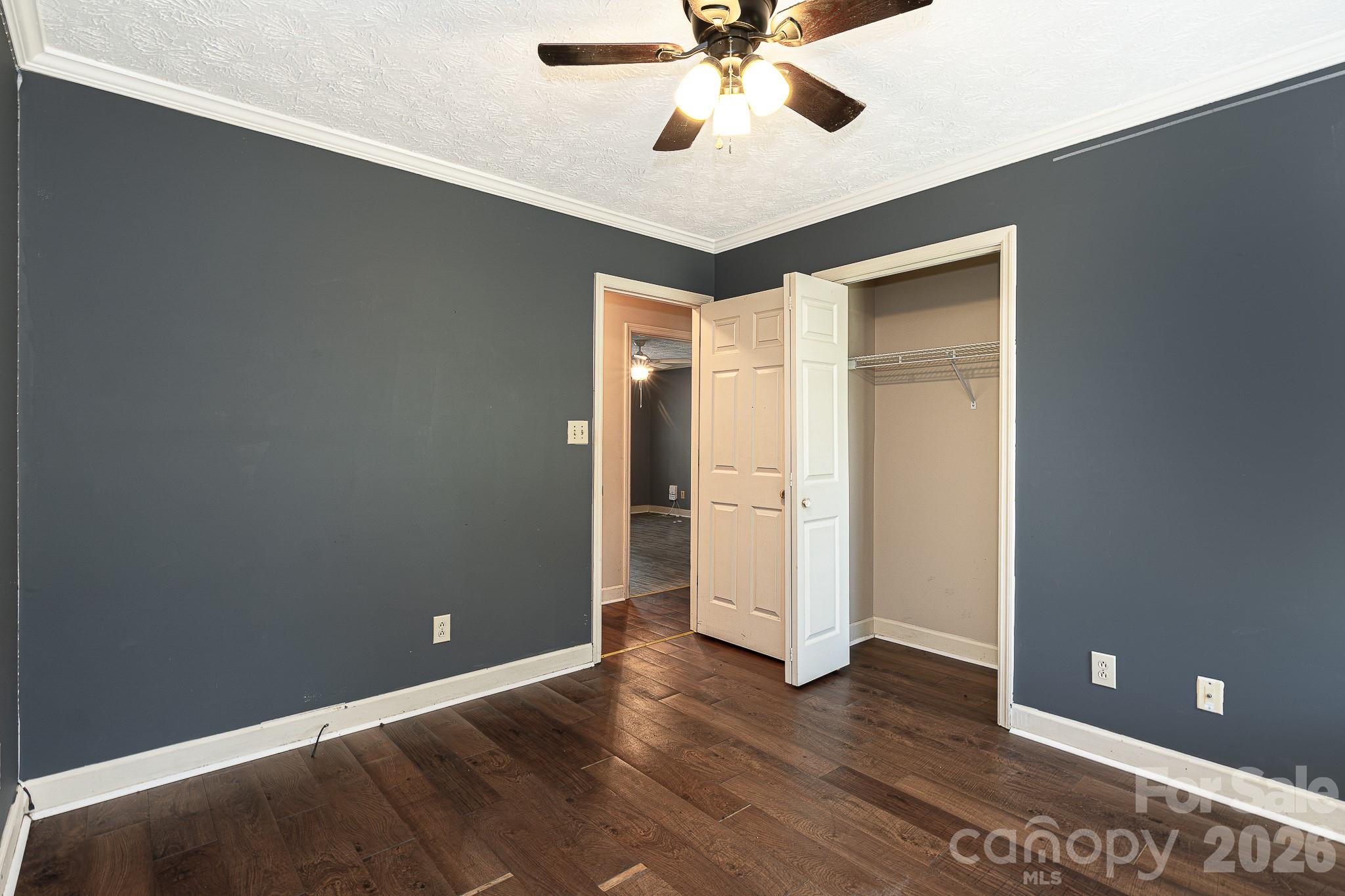 405 Southland Drive — Fayetteville