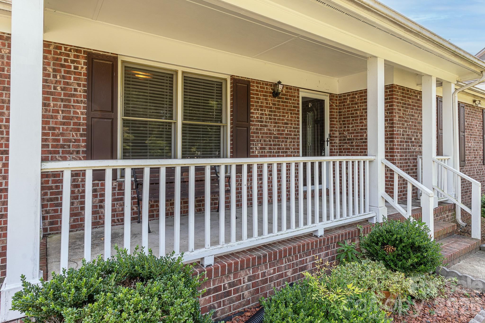405 Southland Drive — Fayetteville