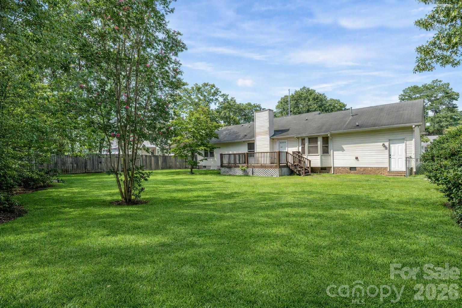 405 Southland Drive — Fayetteville